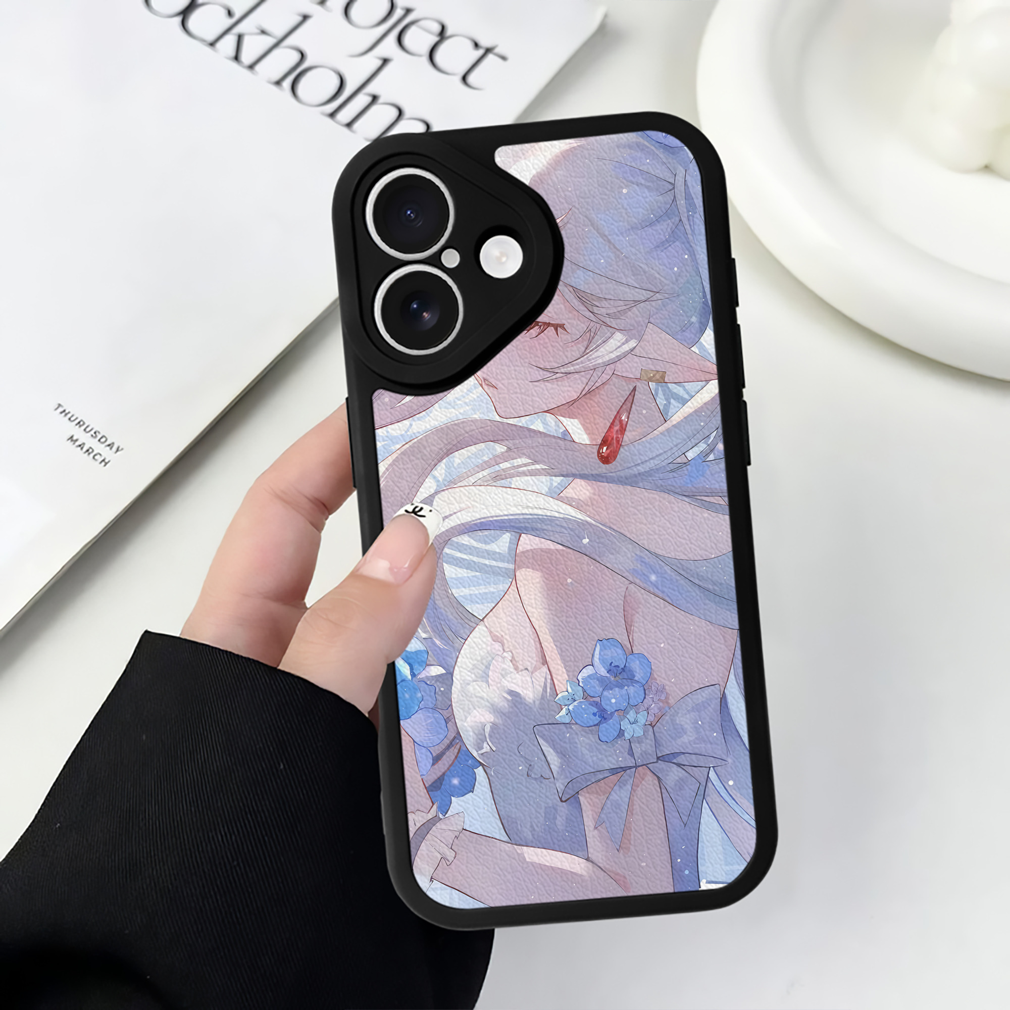 （画像用） 葬送のフリーレン Frieren 【iPhone 16シリーズ対応】シリコンスマホケース（レザー調） 材質：シリコン
